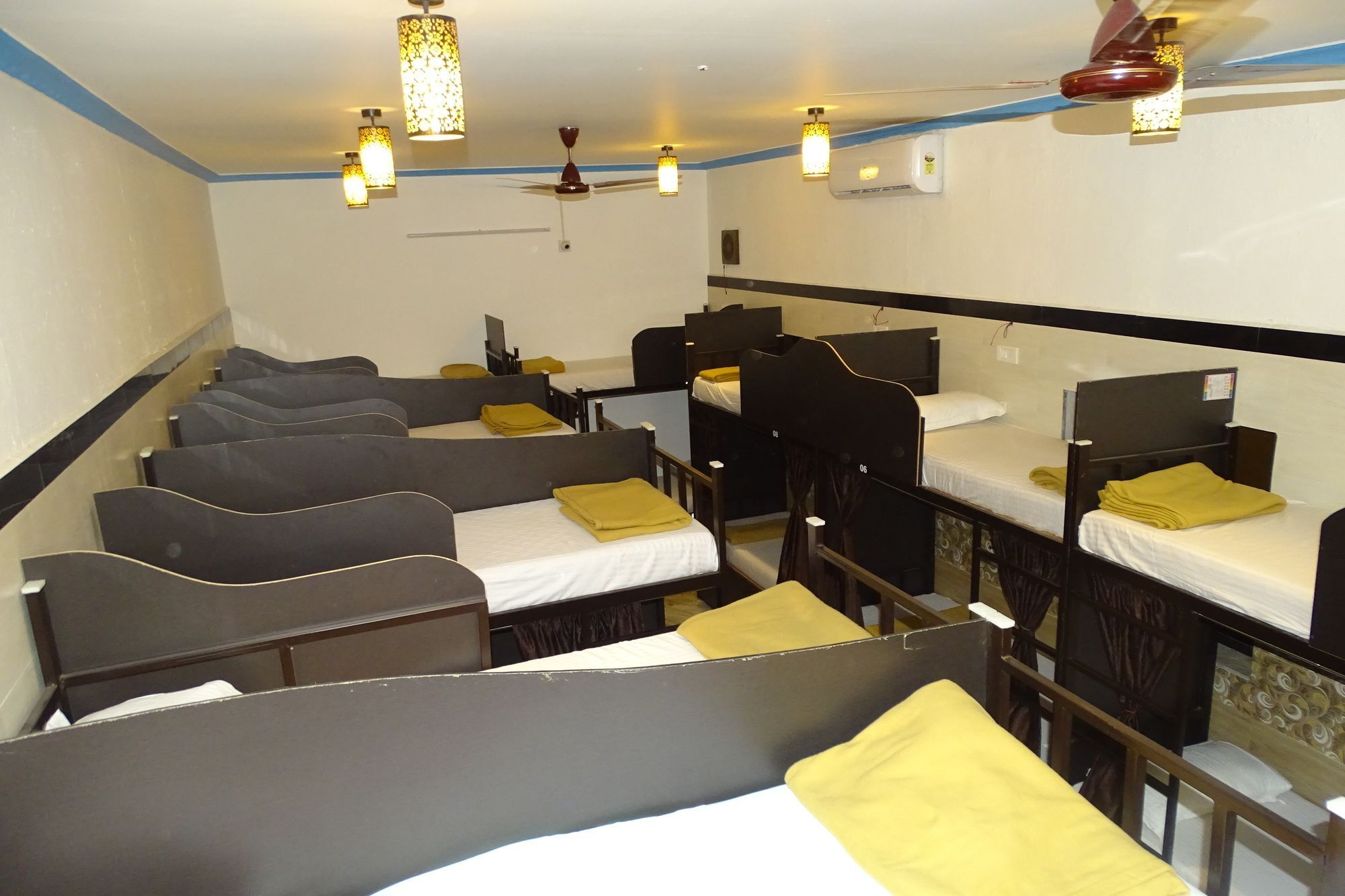 Hostel Sunshine Backpackers, Airport Mumbai Exterior foto